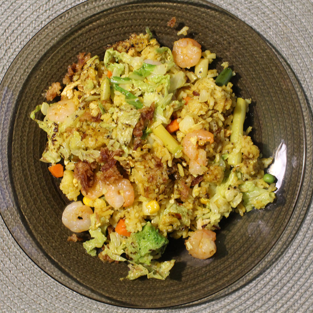  Golden rice with shrimps